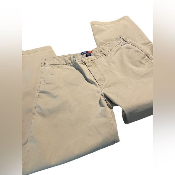 Izod classic khakis size 38 x 34 great condition  flat front see pics - Picture 1 of 3